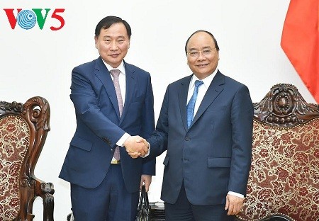 Thủ tướng Nguyễn Xuân Phúc tiếp lãnh đạo Công ty Hyundai Motor (Hàn Quốc) - ảnh 1